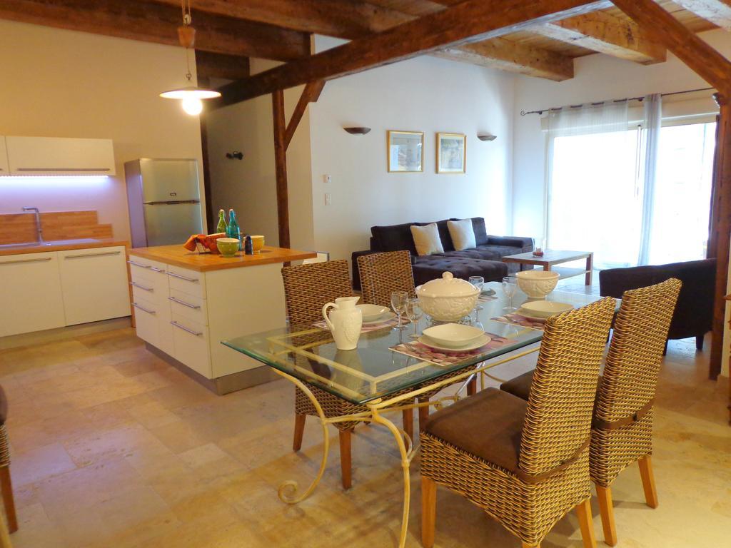 Domaine Les Rivales Apartment Cavaillon Bagian luar foto